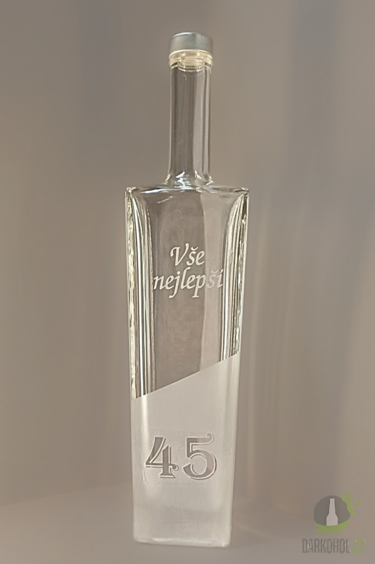 Pískované sklo - Pískovaná láhev Axel - 45 let