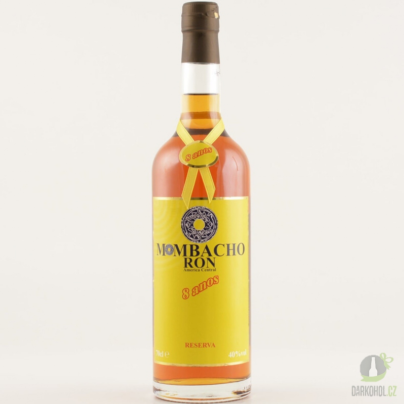 IMPORT - Rum Mombacho 8a 0.7l 40%
