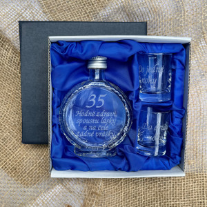 Souprava pískovaná budík + 2 panáky 0,1l 35 let