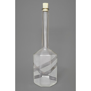 Lahev pískovaná ve tvaru šestihranu 0,5l