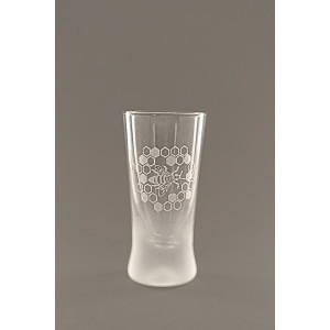 Pískovaný panák - Včela v plástu