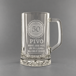 Pískovaný půllitr s uchem - 50 let Pivo není jen pití, je to láska na celý život