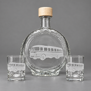 Souprava pískovaná láhev budik+2 panáky Autobus